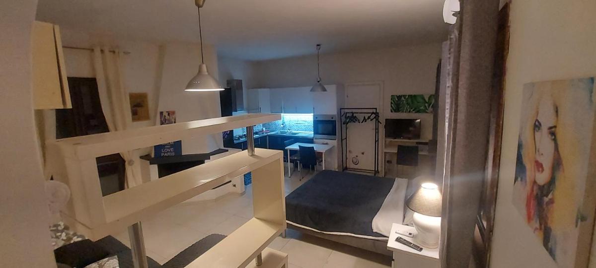 Appartamento suite deluxe climatiz cucina giardino wifi smart tv amazon prime video inclusi - Housity