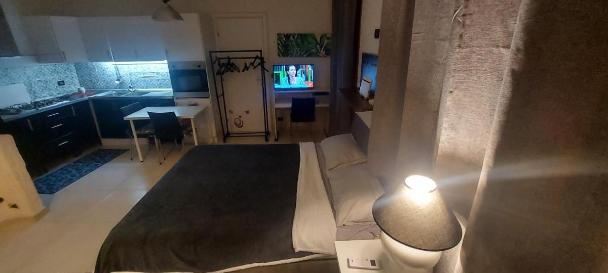 Appartamento suite deluxe climatiz cucina giardino wifi smart tv amazon prime video inclusi - Housity
