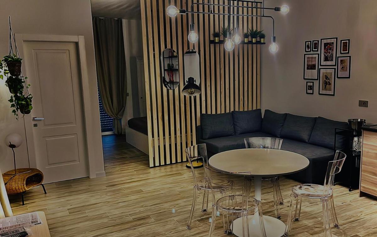 Blanco - MAGNIFICENT B&B Altamura - Housity