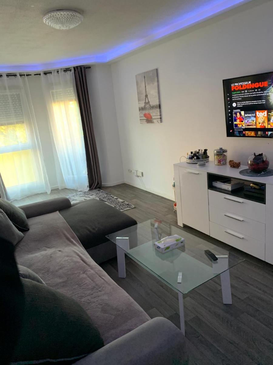 Appartement spacieux à 10 minutes du centre-ville - Housity