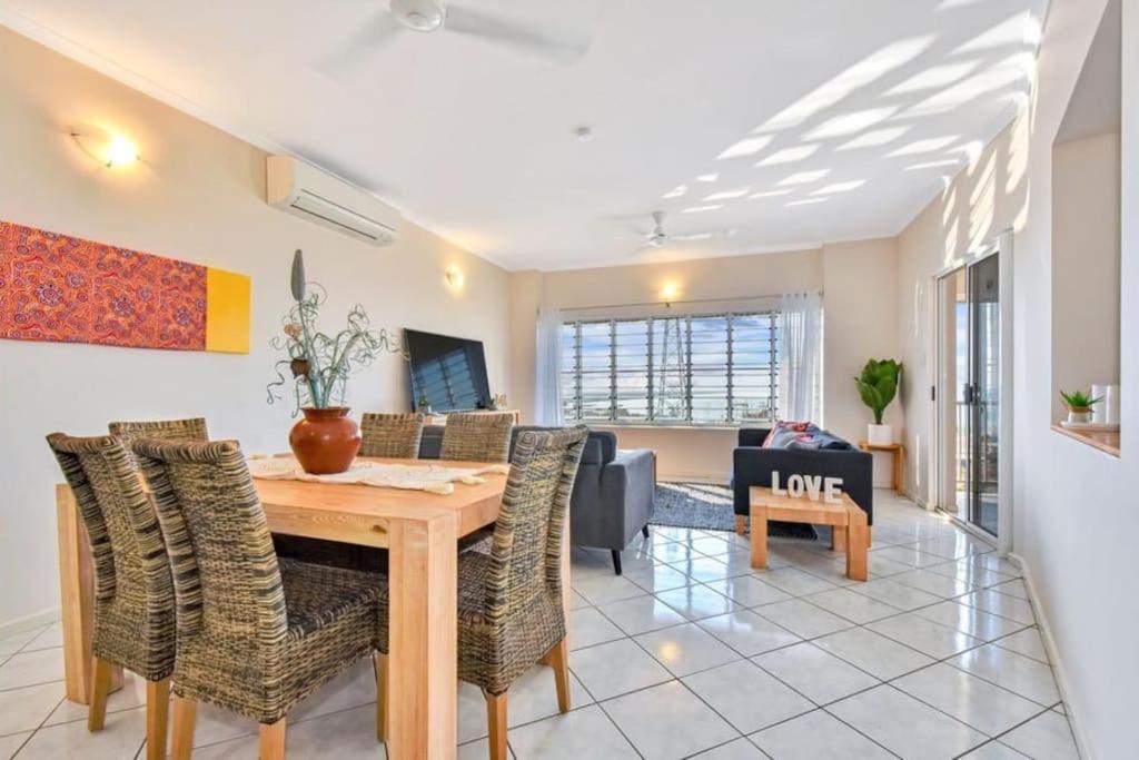 Lovely 3 Bedroom with harbour view - Housity