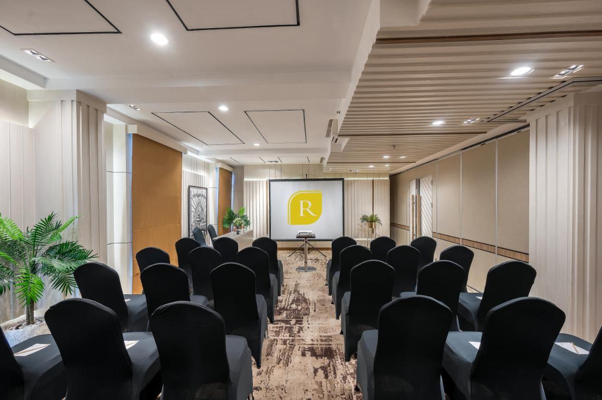Regantris Surabaya - Housity