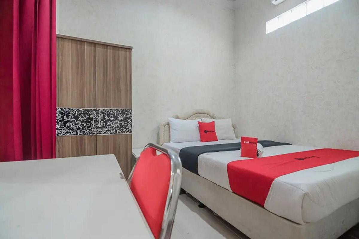 RedDoorz Syariah at Jalan Ahmad Yani Jambi - Housity