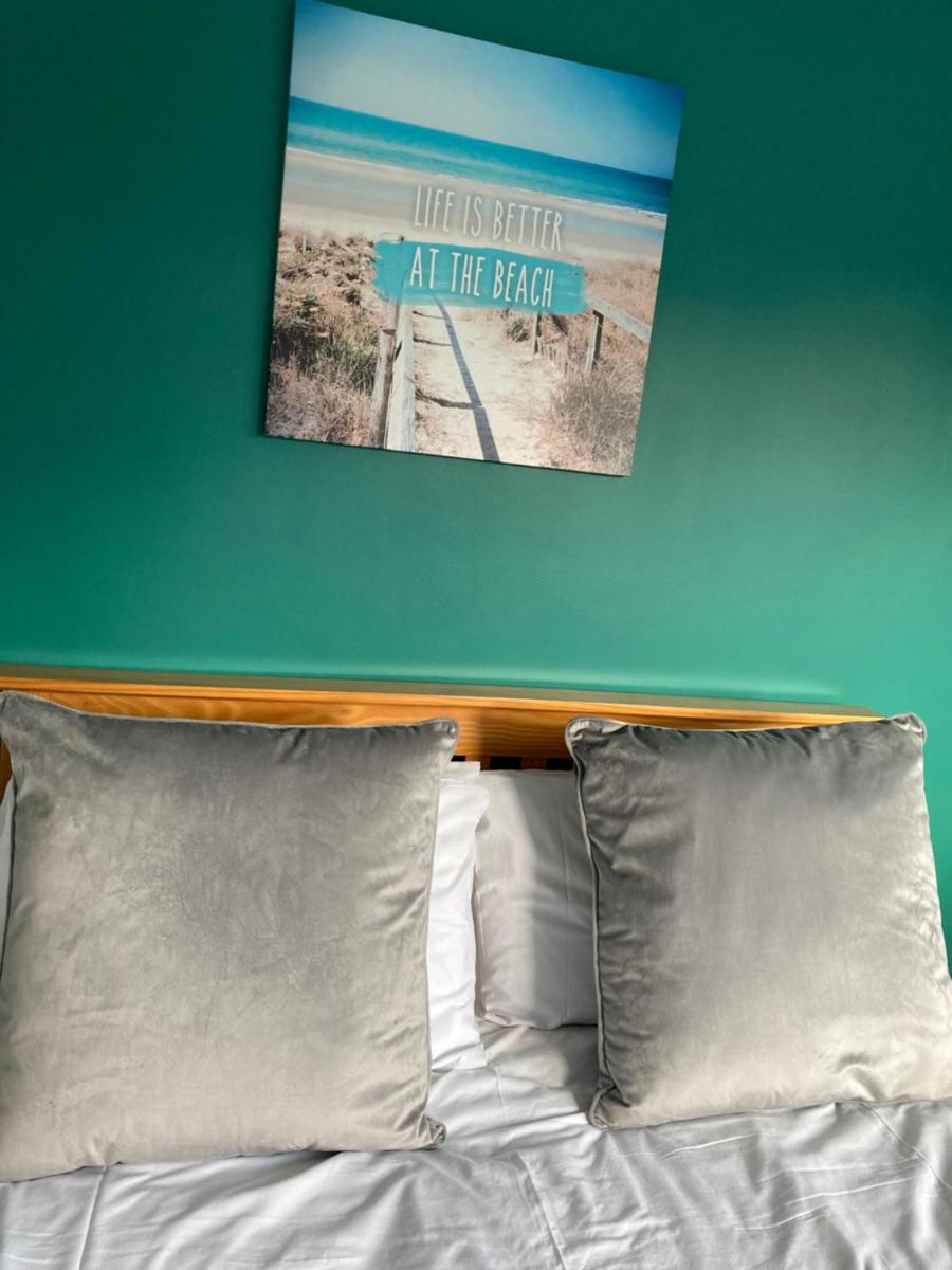 Toll Bridge Studio - Housity
