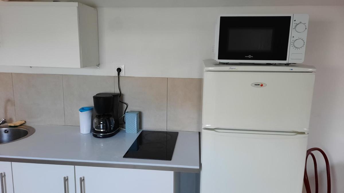 Studio n'4 Rue St Pierre - Housity