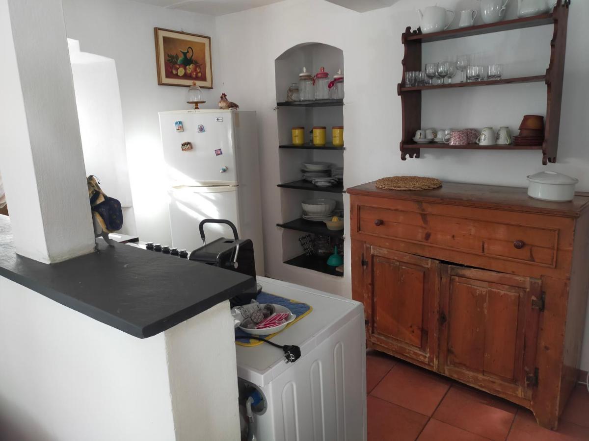 APPARTAMENTO INCANTEVOLE CON GIARDINO - Housity