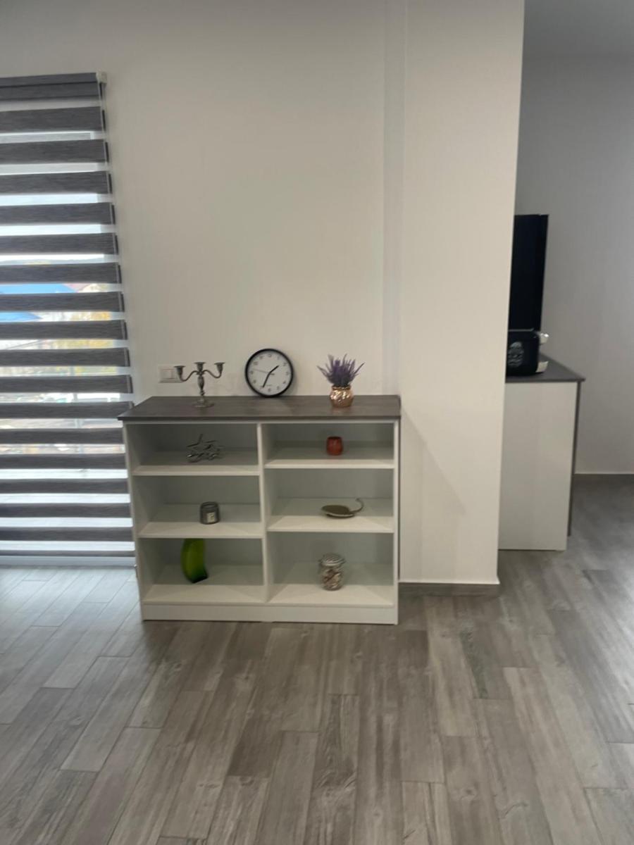 Grey Apartment - Housity