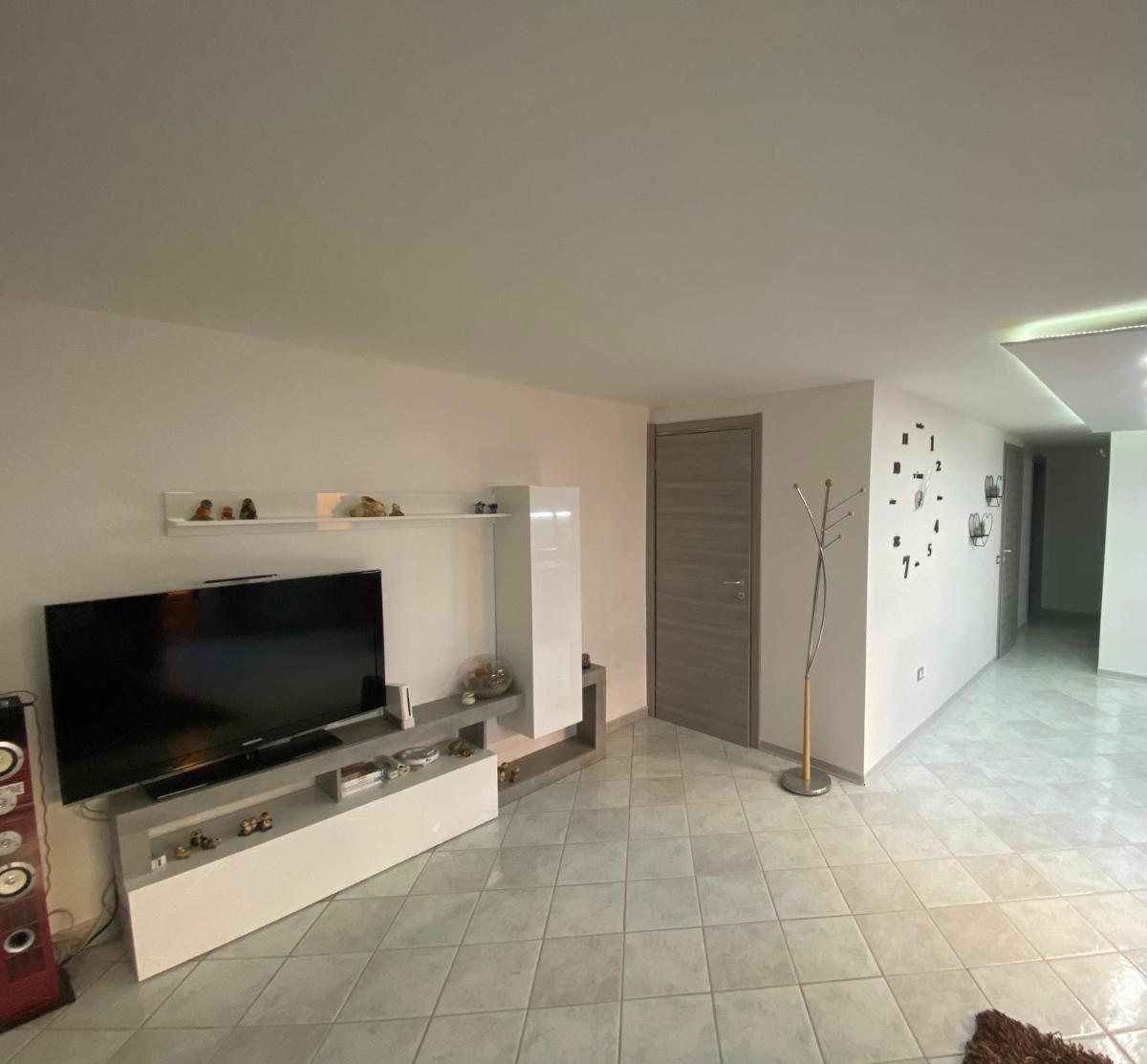 Love nest 17 - Housity