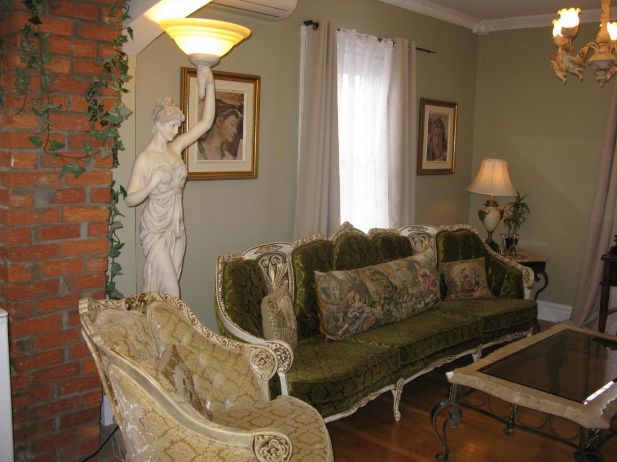 Auberge Marquis de Montcalm - Housity