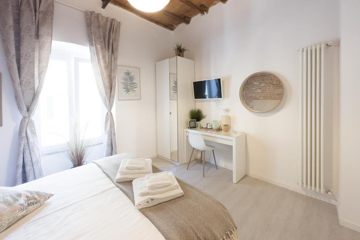 White Ostilia Apartments - Housity
