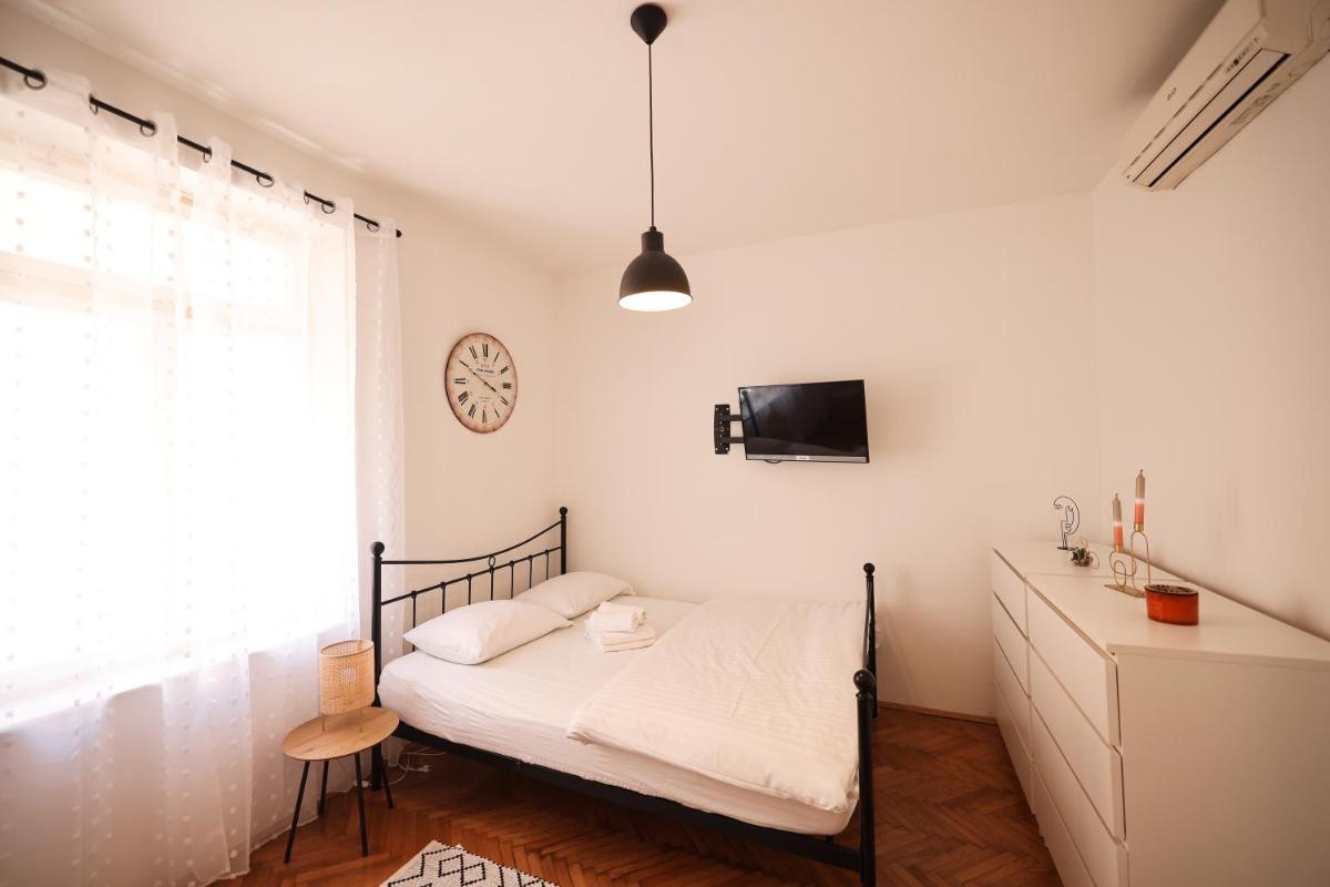 Cozy studio apartments in city centar Stošija - Housity