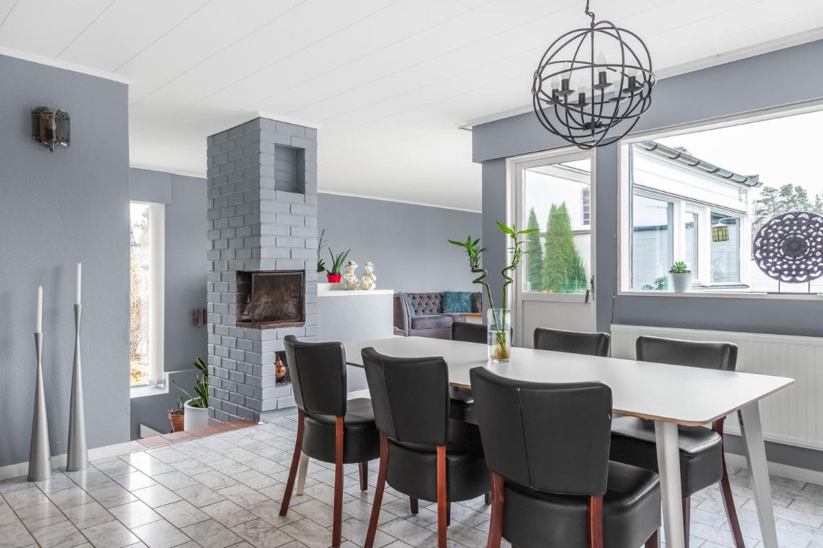 Spacious villa in Upplands Vasby - Housity