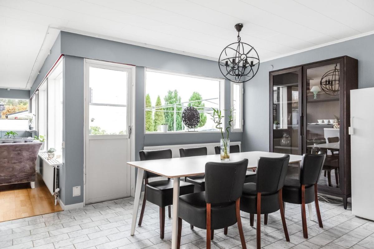 Spacious villa in Upplands Vasby - Housity