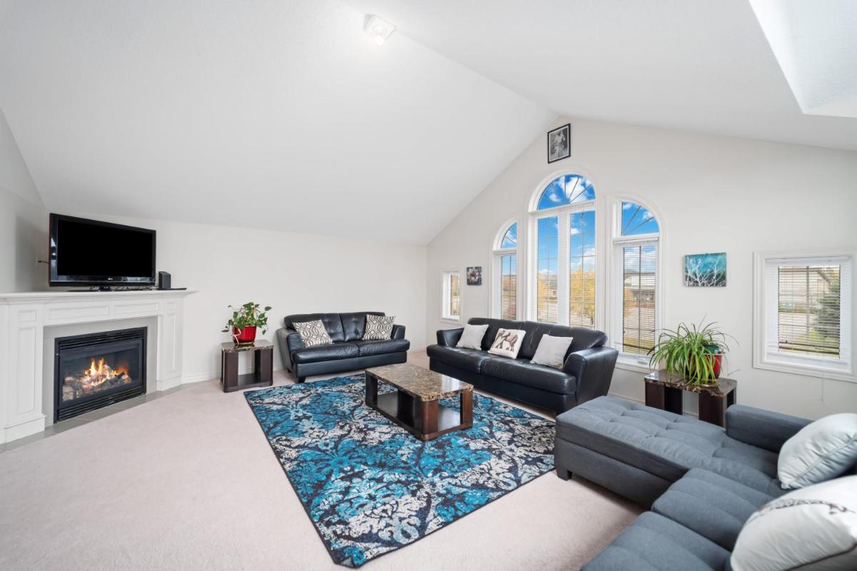 The Majestic Domain - Housity