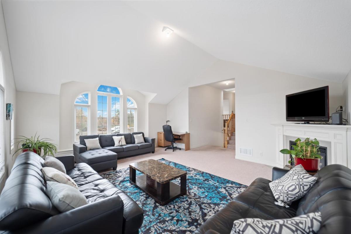 The Majestic Domain - Housity