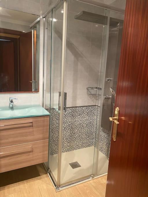 Bonito Apartamento con wifi y patio - Housity