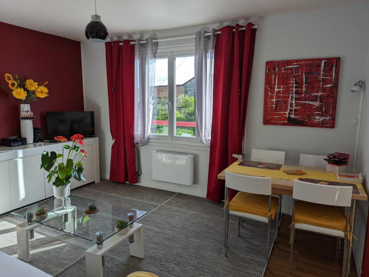Appartement cosy avec terrasse et jardin privatif, à 5 min du centre-ville de Barbezieux. - FR-1-653-196 - Housity