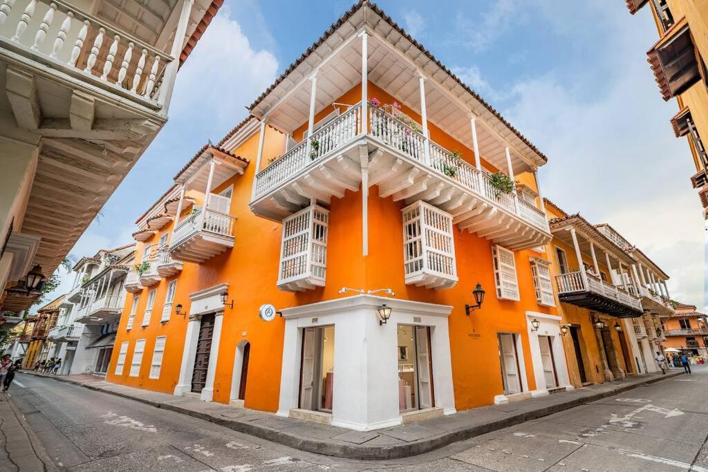 Amazing Colonial Mansion Old City Cartagena - Housity