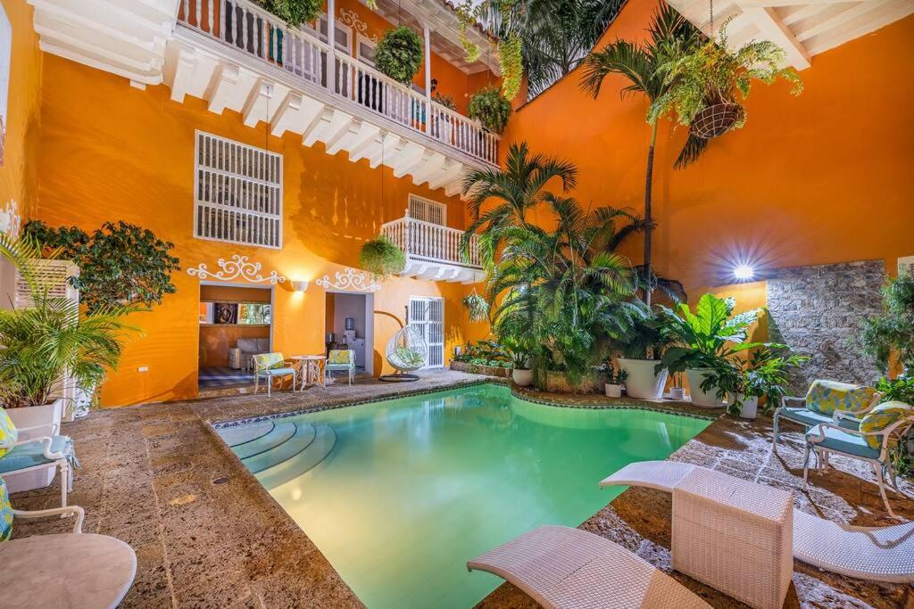 Amazing Colonial Mansion Old City Cartagena - Housity