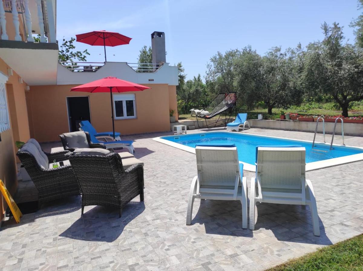 Vila Danica - Housity