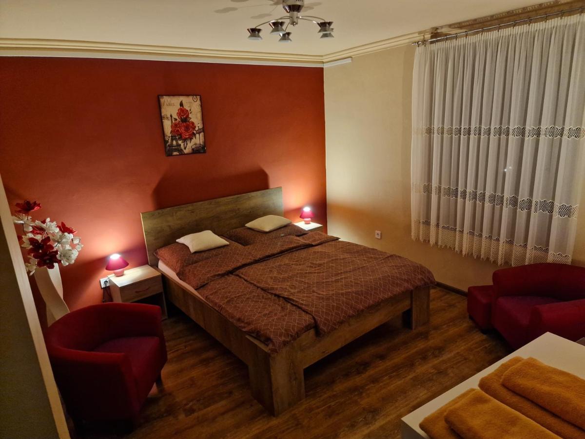 Mátyás Apartman - Housity