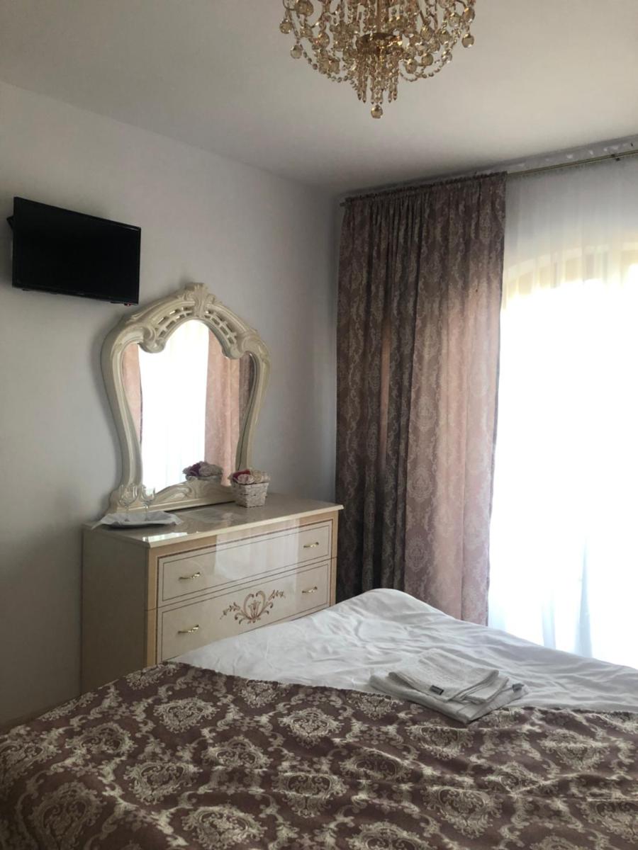 FLORENA HOUSE - Housity