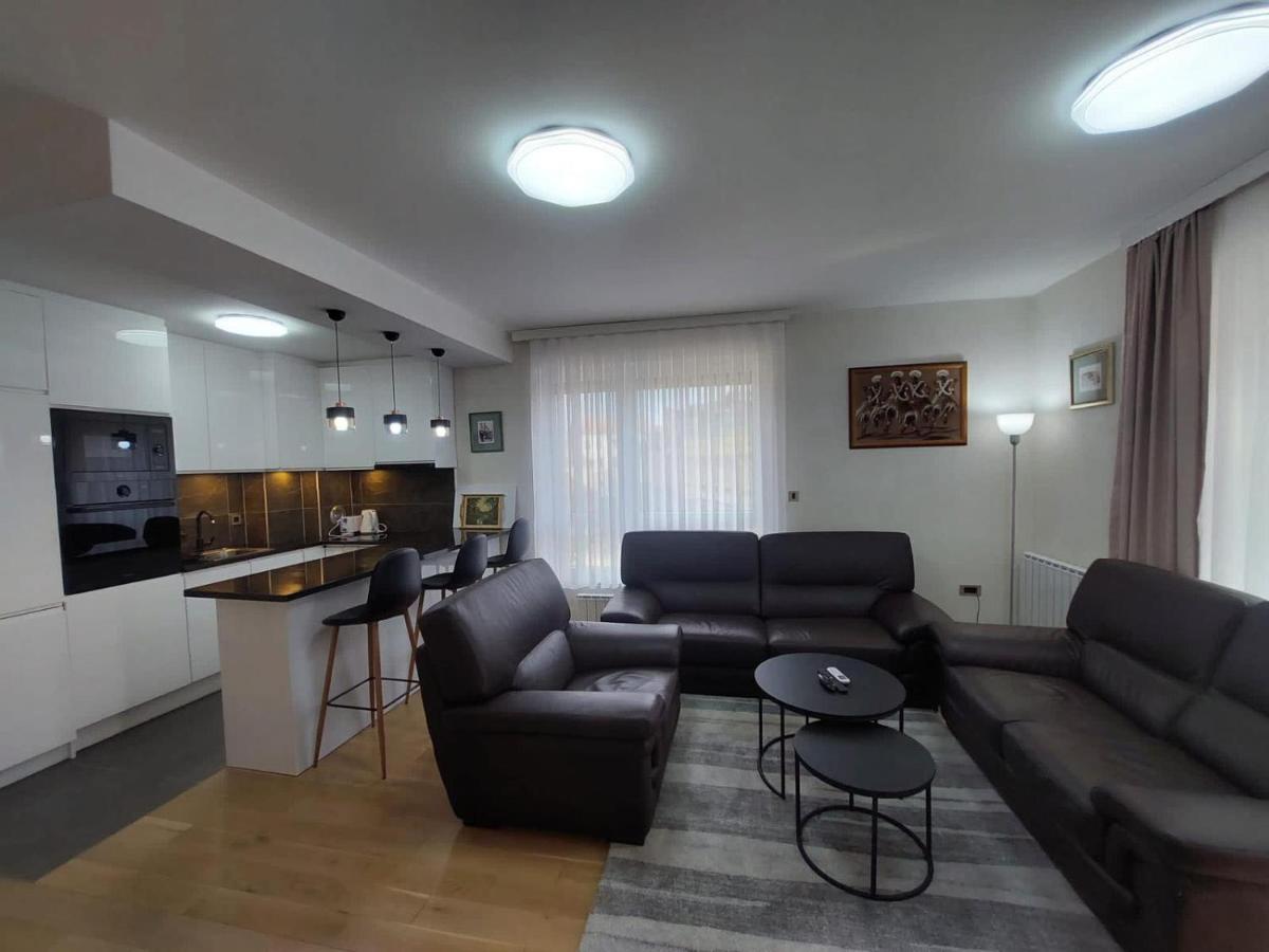 ELITE Park Lake - Housity