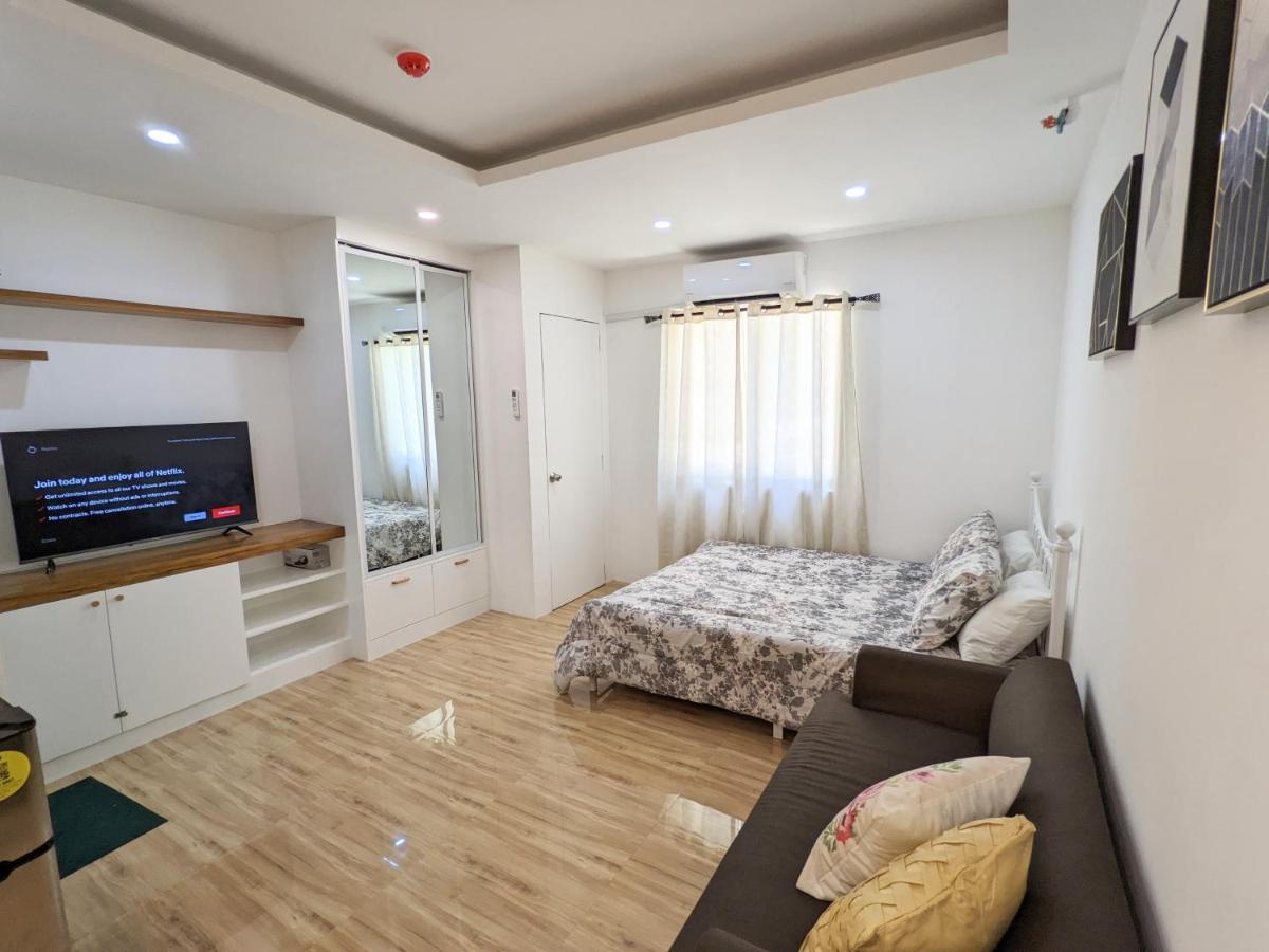 Close to Polymedic Medical Plaza with FREE Wi-fi & Netflix - Housity