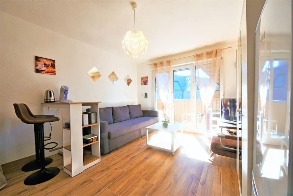 EMbnb - Studio Near Geneva - S204,4 - Housity