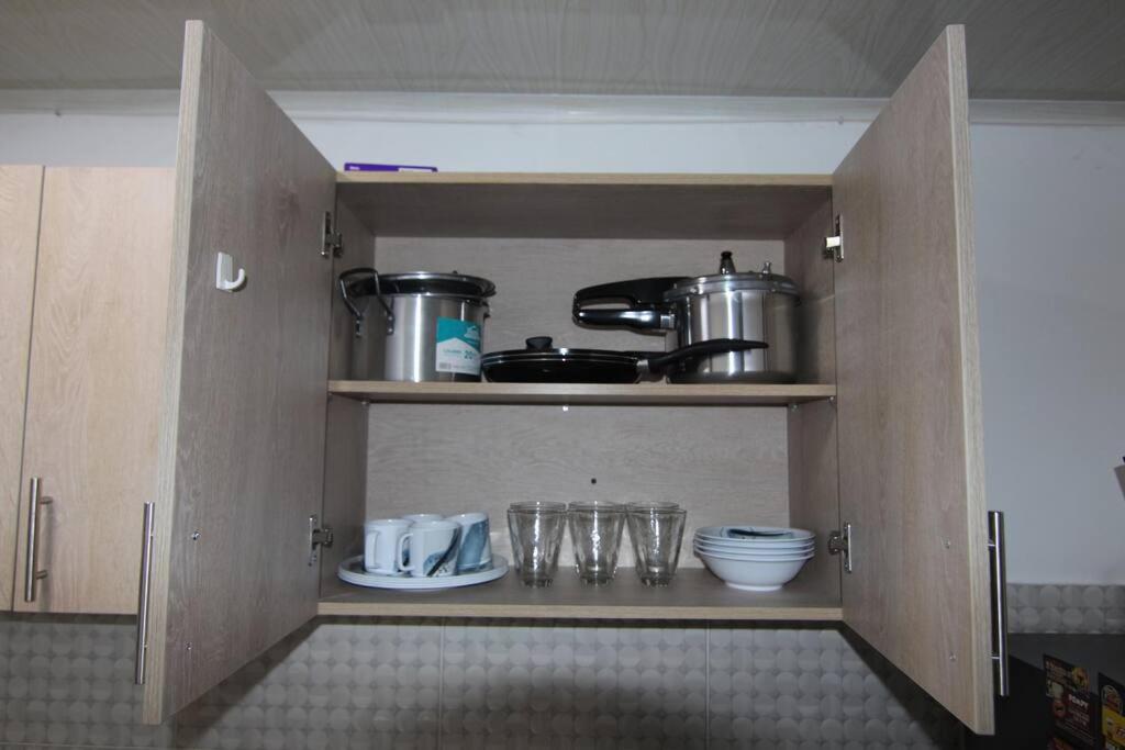 Cómodo y precioso loft, cerca al aeropuerto. - Housity