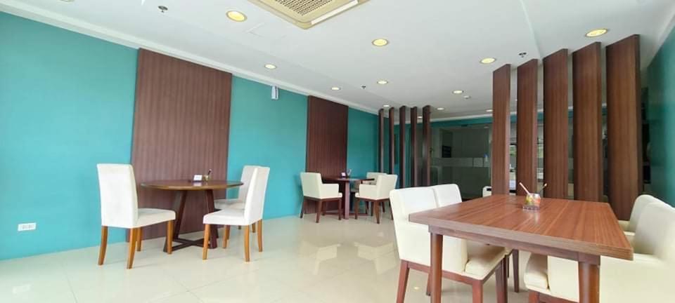 2 Bedroom Unit at The Padgett Place Condominium - Housity