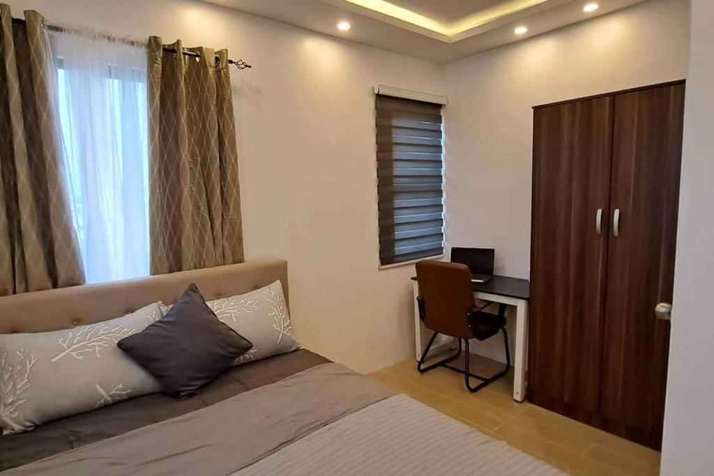 Cabanatuan Staycation - Housity