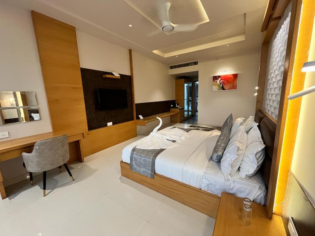 Kyriad Prestige Ilkal - Housity