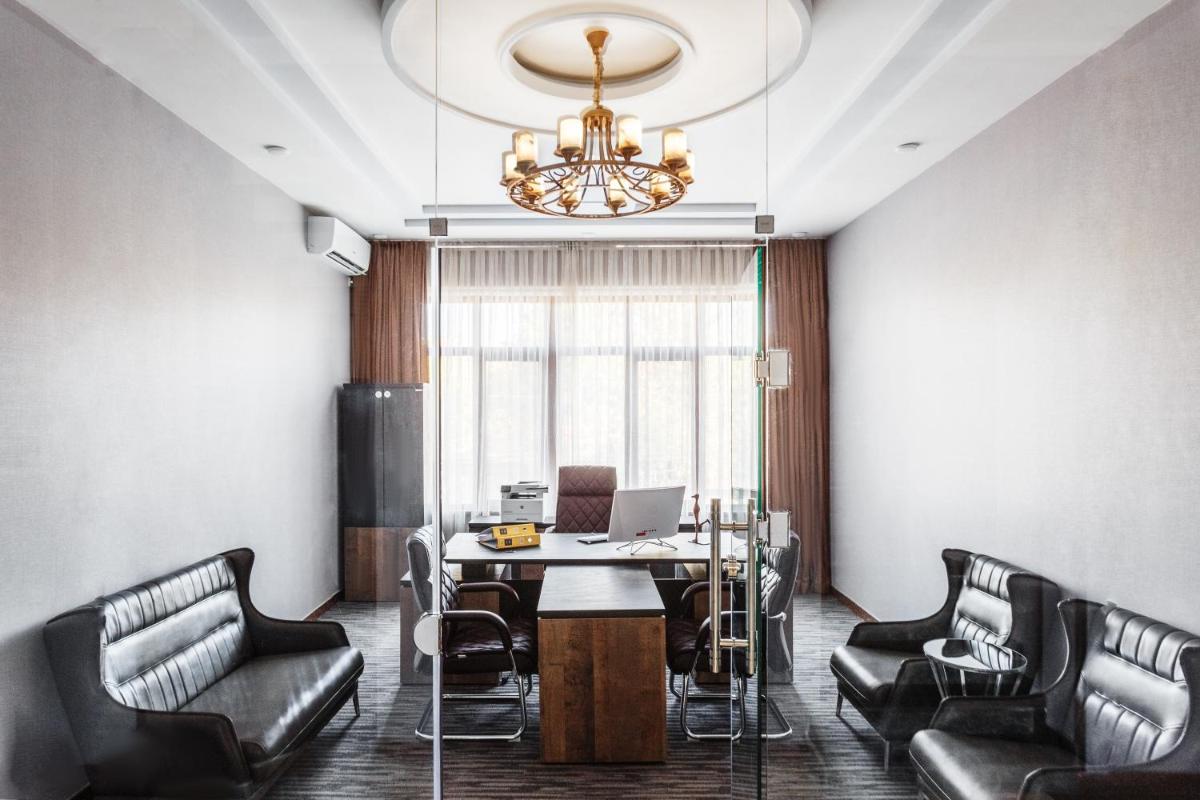 Western Suites Hotel - Housity