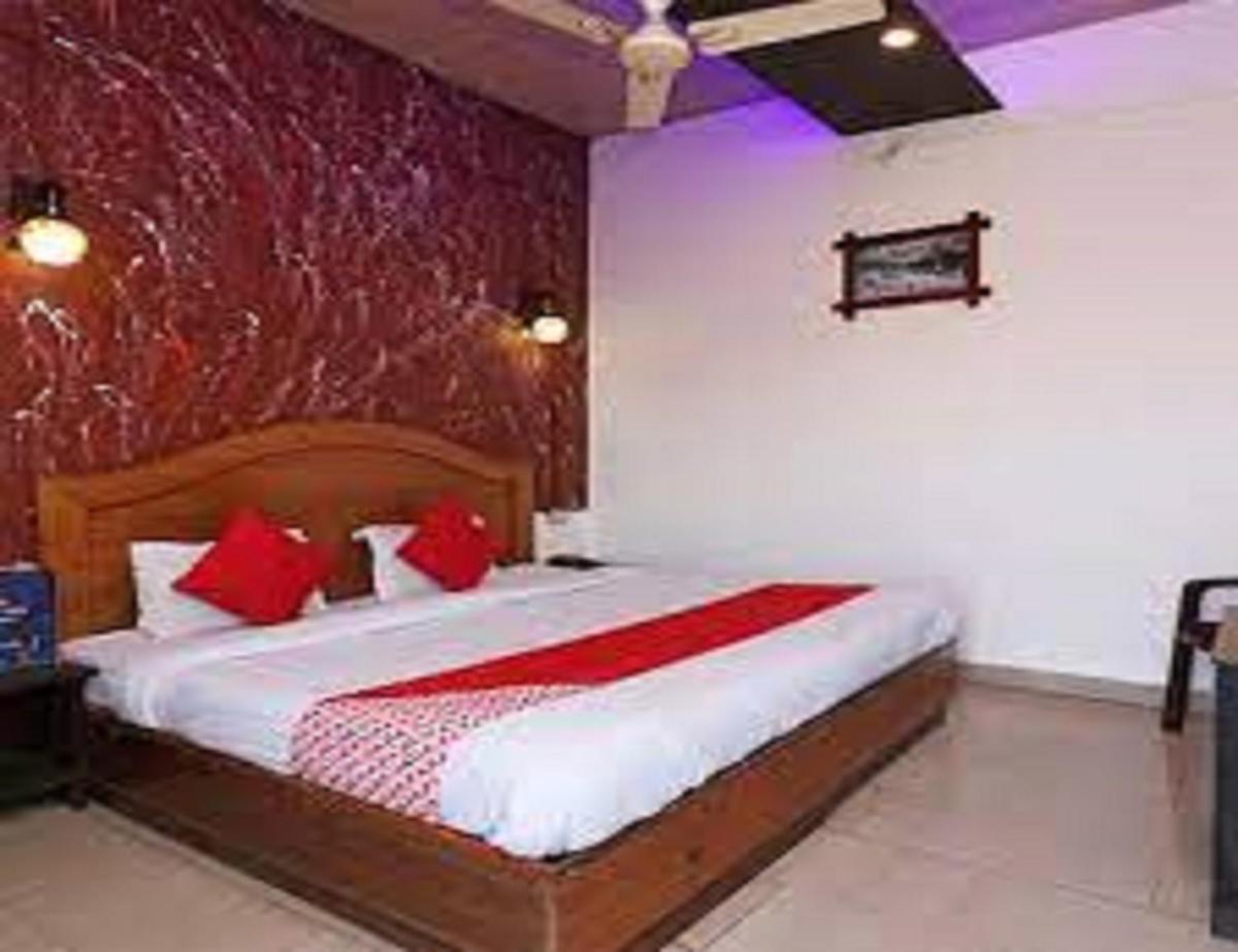 Suitetrails - Hotel Shri Ram Residency, Sonipat, Haryana