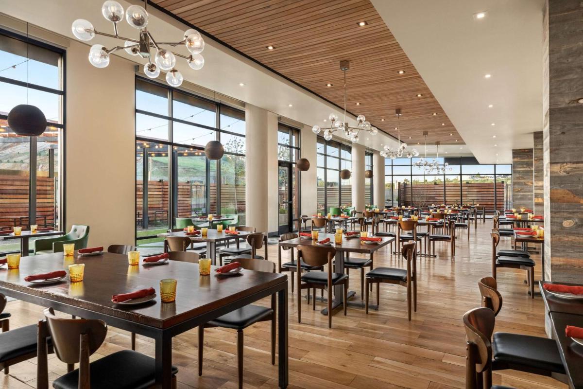 Origin Red Rocks, a Wyndham Hotel - Housity