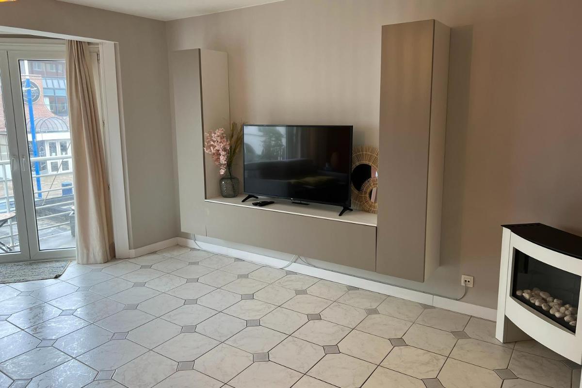 Maya - koksijde On Sea Shore - Happy Rentals - Housity