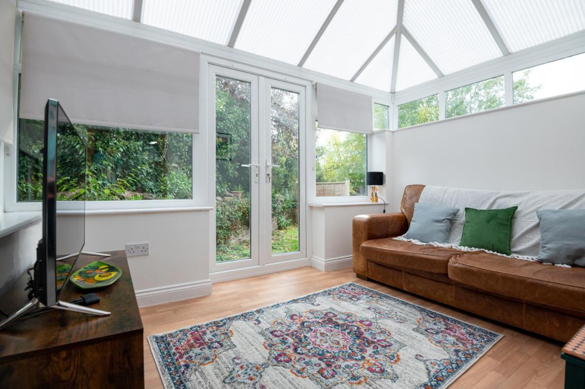 Bristol Short Stays - Amazing Redland flat! Free Parking - Housity