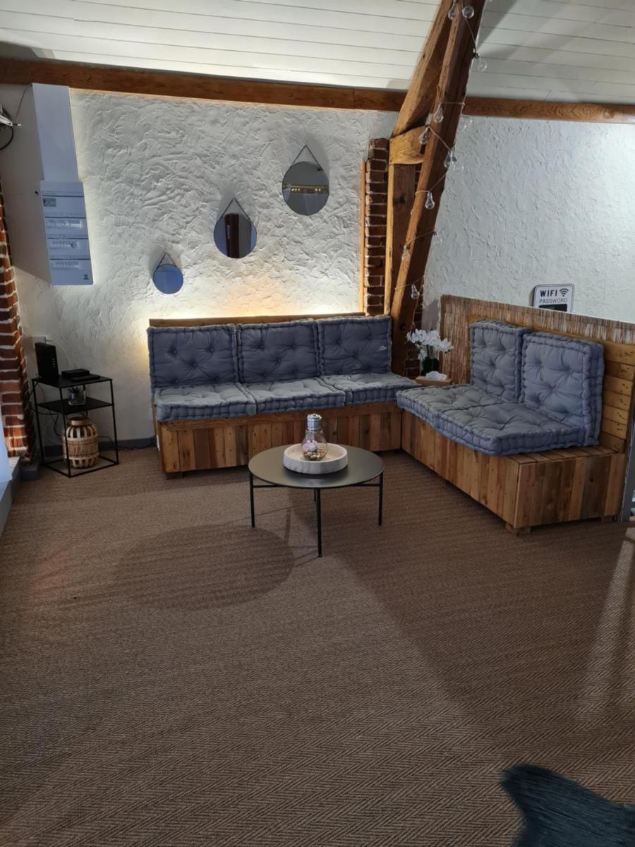 Charmant logement avec Jacuzzi - Housity