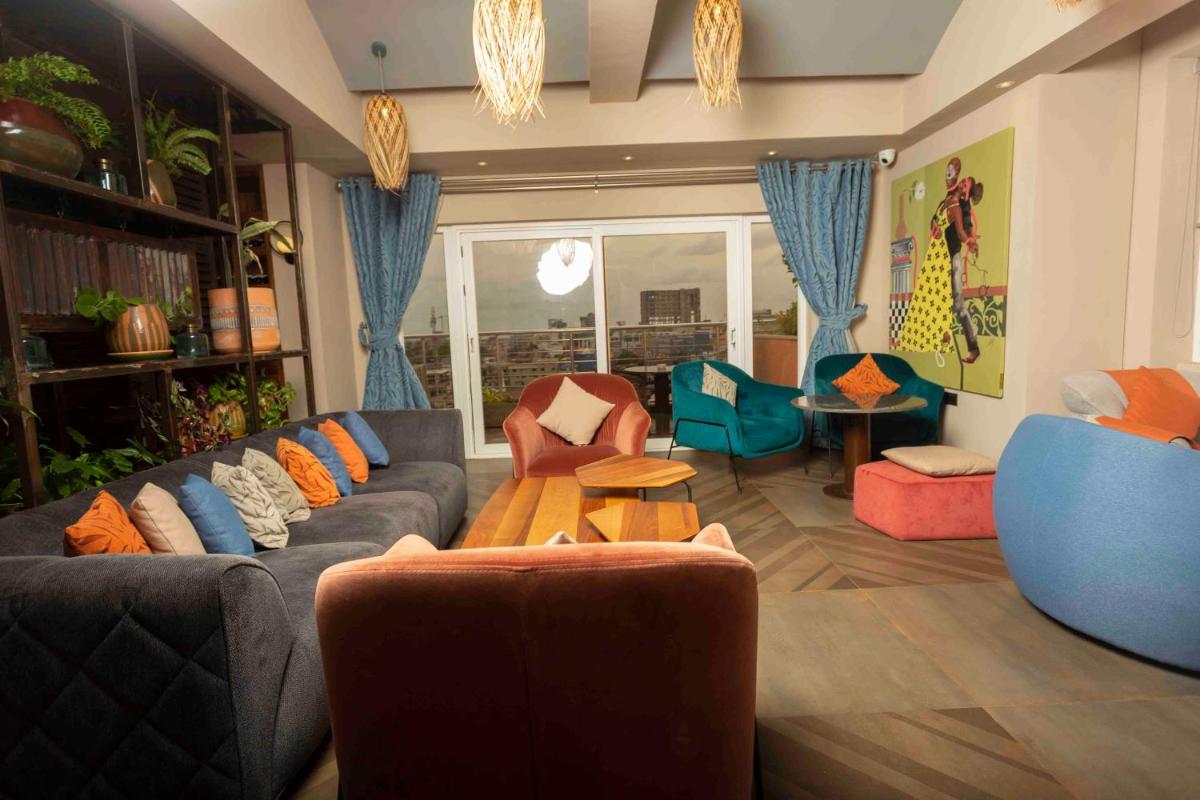 Roots Apartment Hotel - Housity