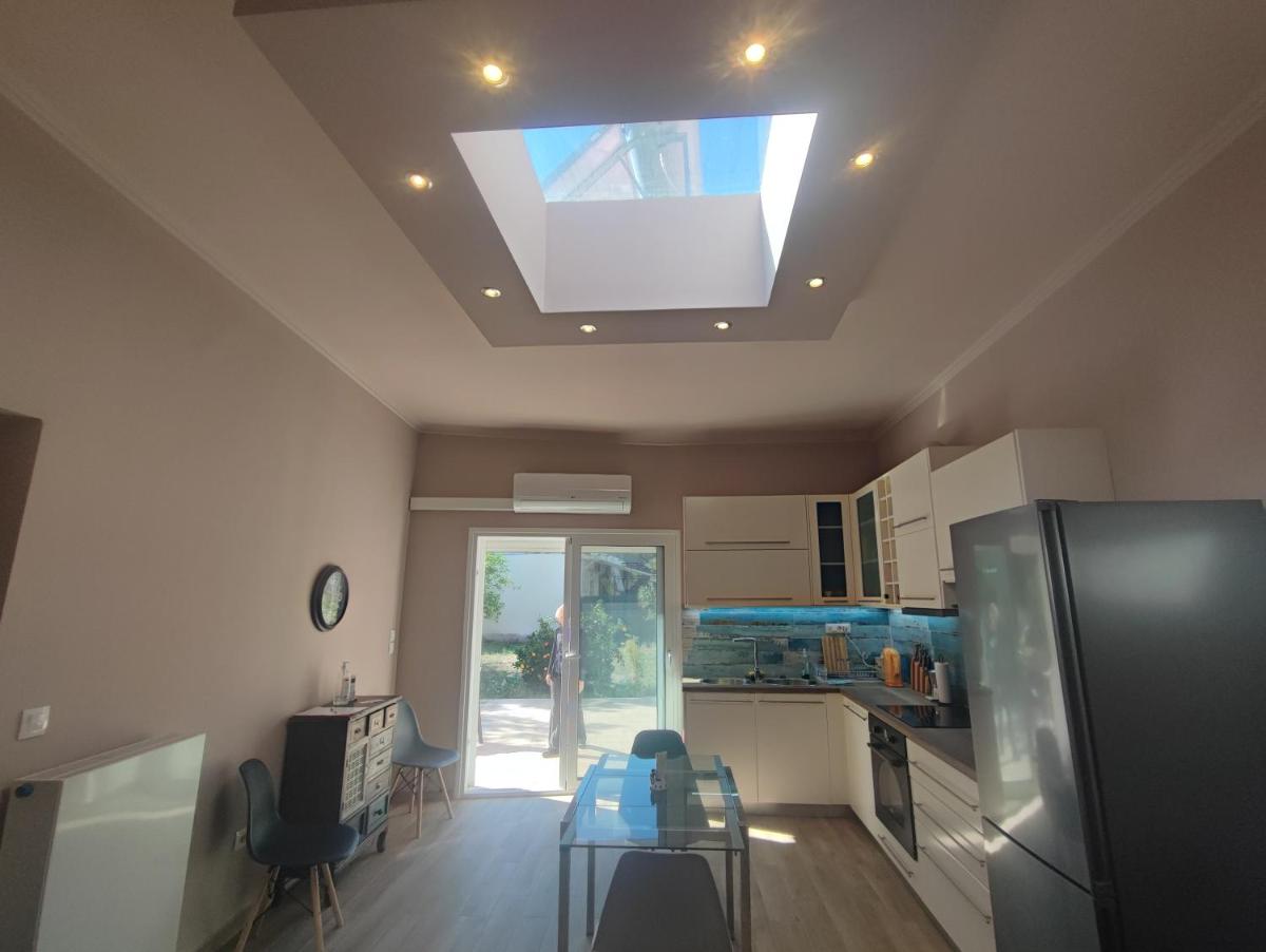 Cheerful 2-bedroom residential home with a garden - Housity