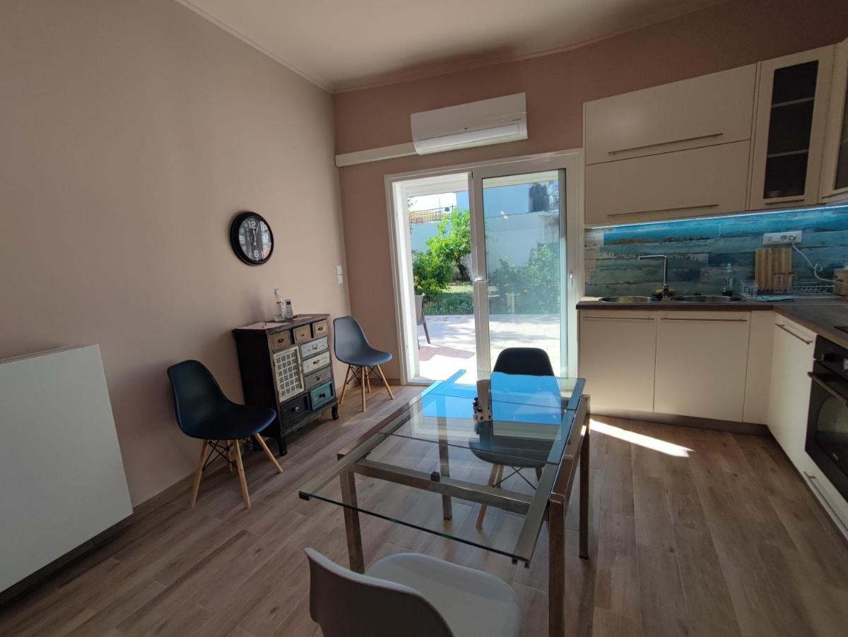 Cheerful 2-bedroom residential home with a garden - Housity