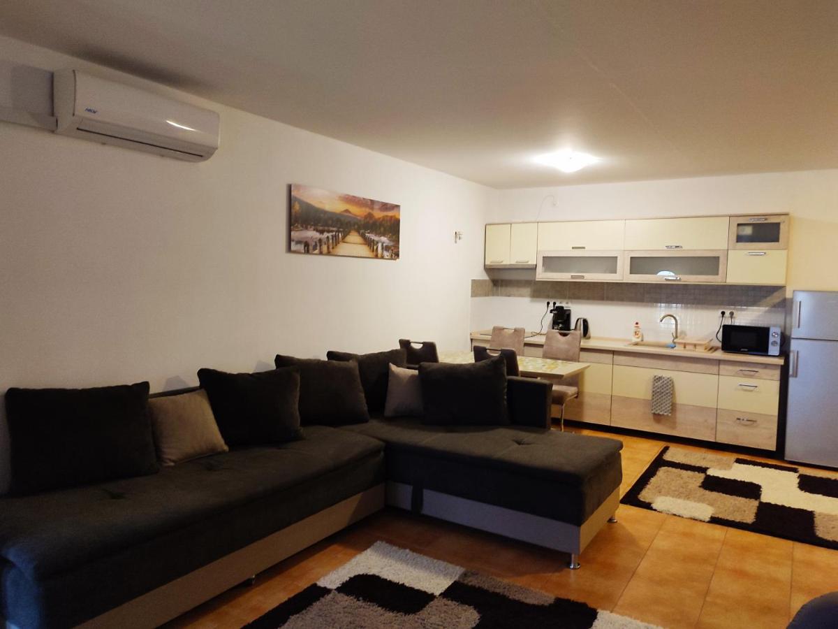 Reza apartman - Housity