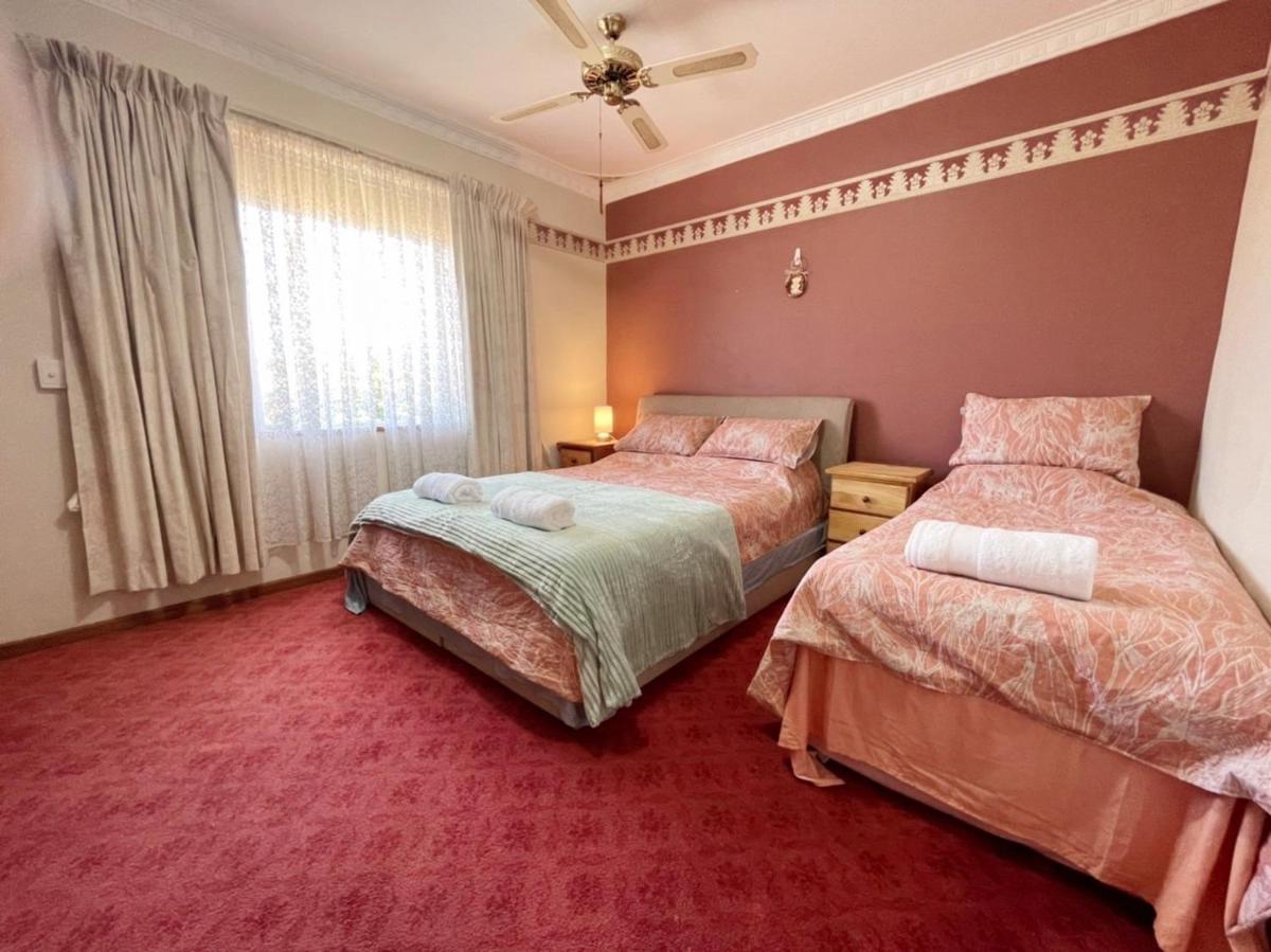 Geraldton Holiday Stays - Housity