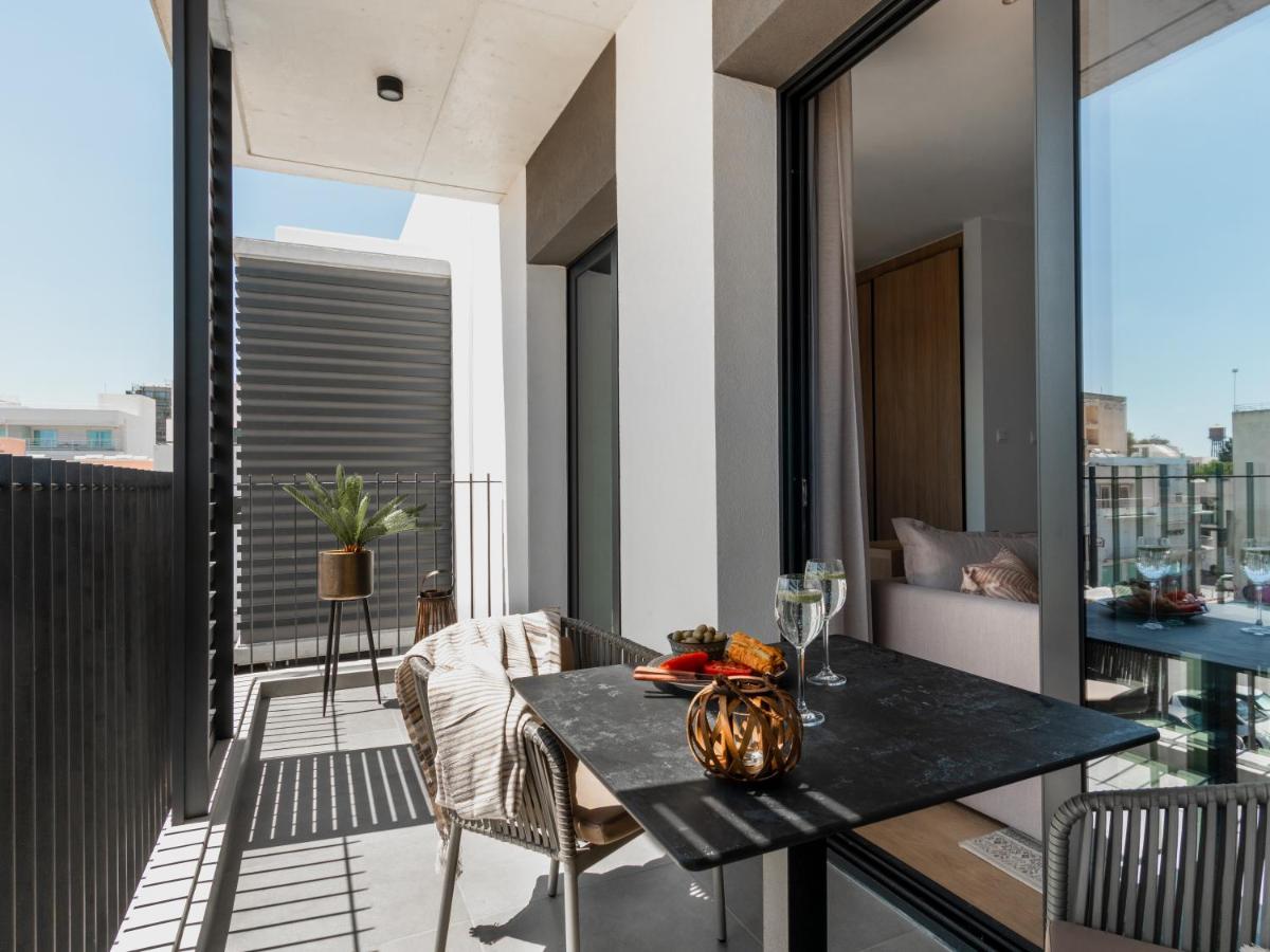 Lovely vacation apartment for up to four guests with balcony All yours - Housity