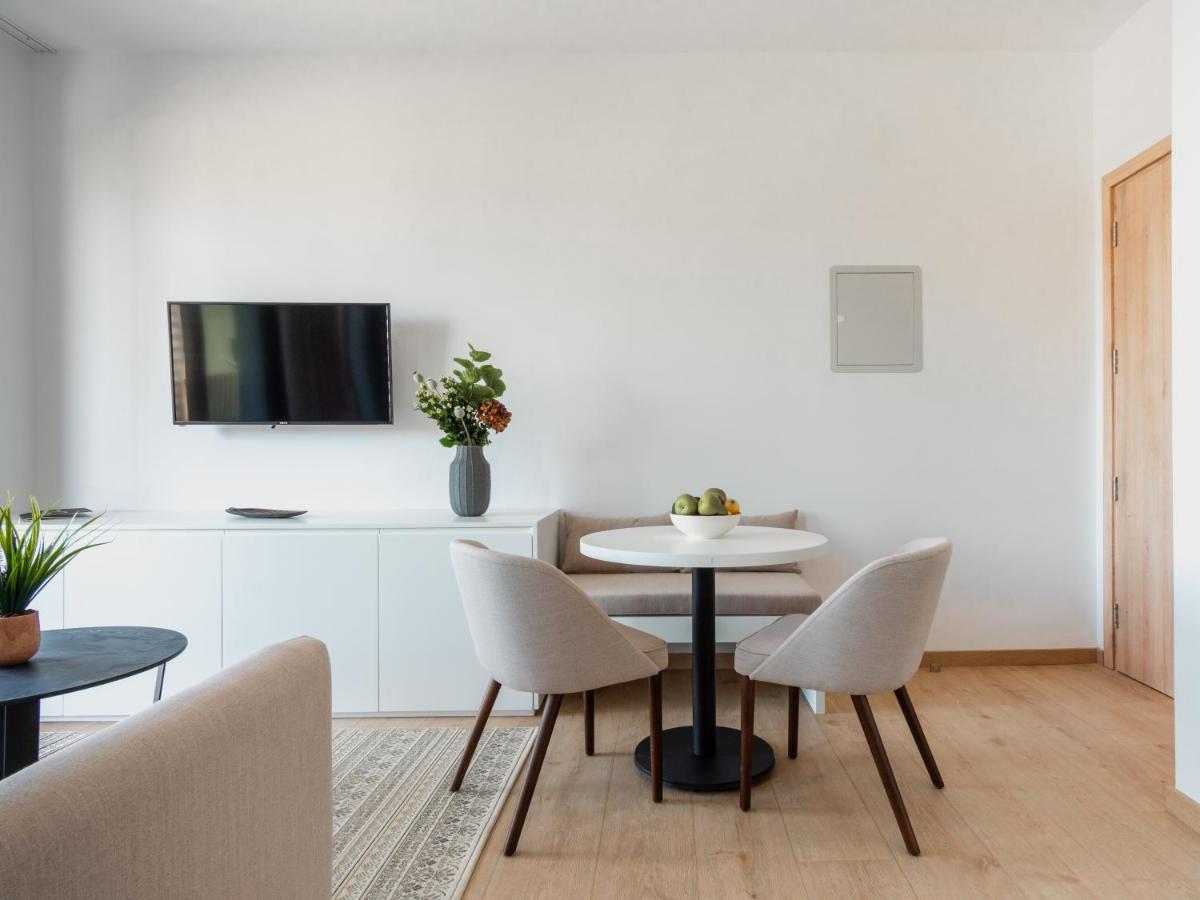 Lovely vacation apartment for up to four guests with balcony All yours - Housity