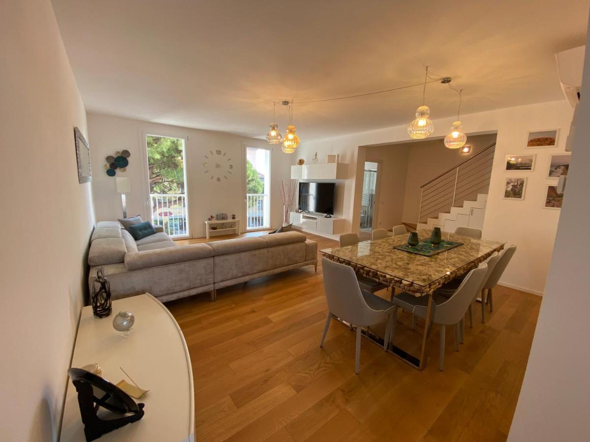 Beatrice Luxury Home - Hizvo
