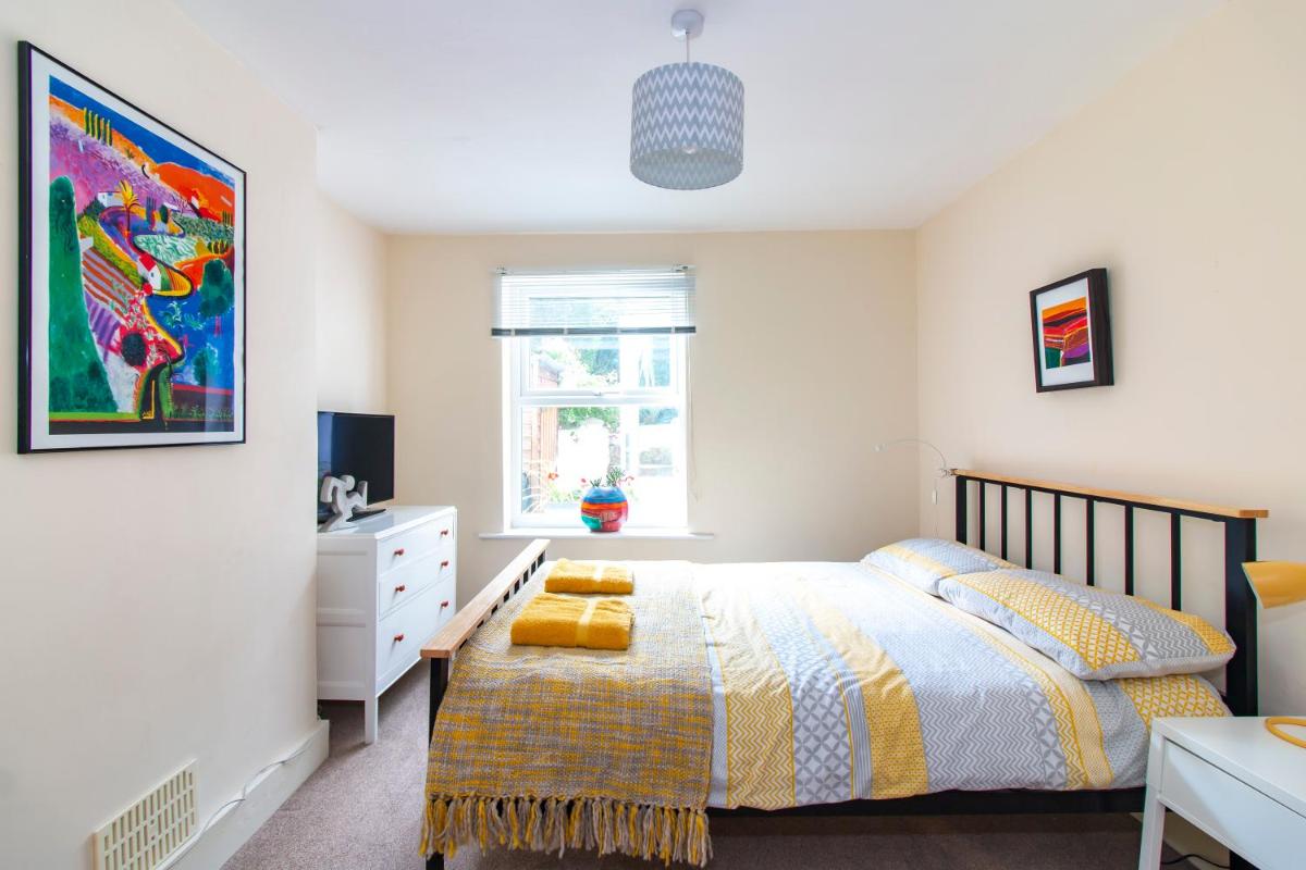 Bradstone Garden Retreat - Housity
