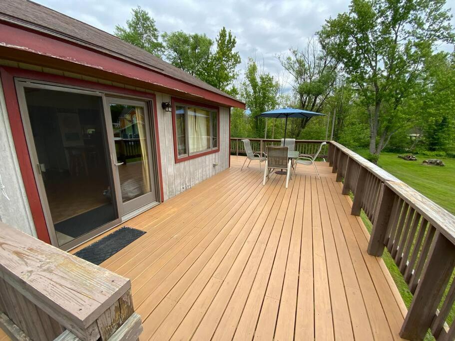 Little Whit on Chautauqua Lake - Housity