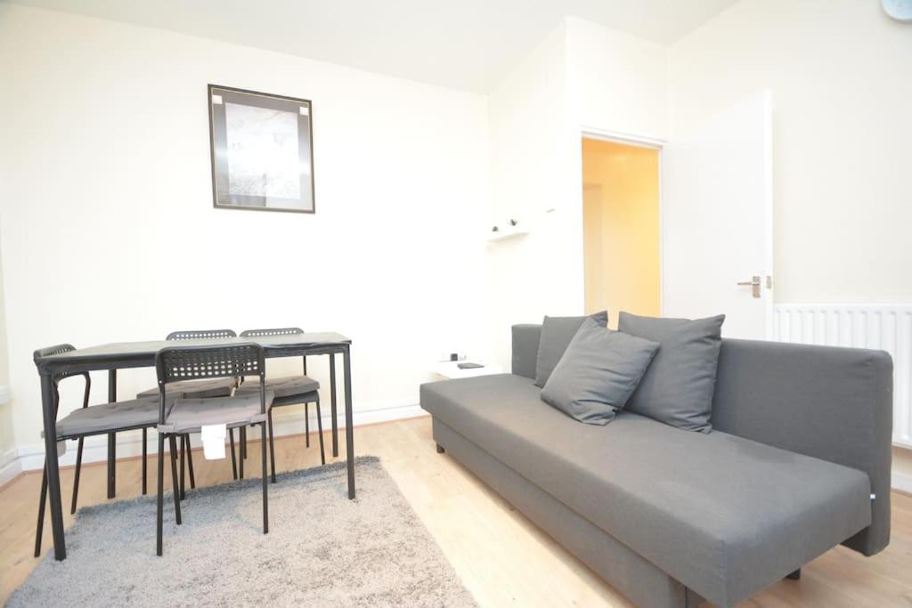 Lovely 4 bedroom apartment close to the city walking distance from the rivere view - Housity